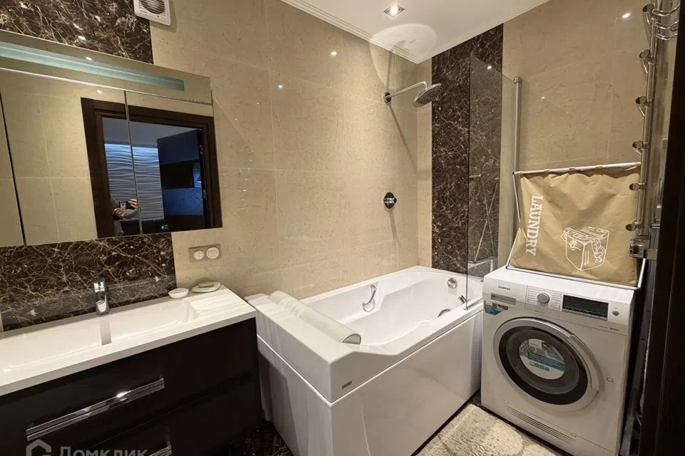 Продаётся 3-комнатная квартира, 83 м²