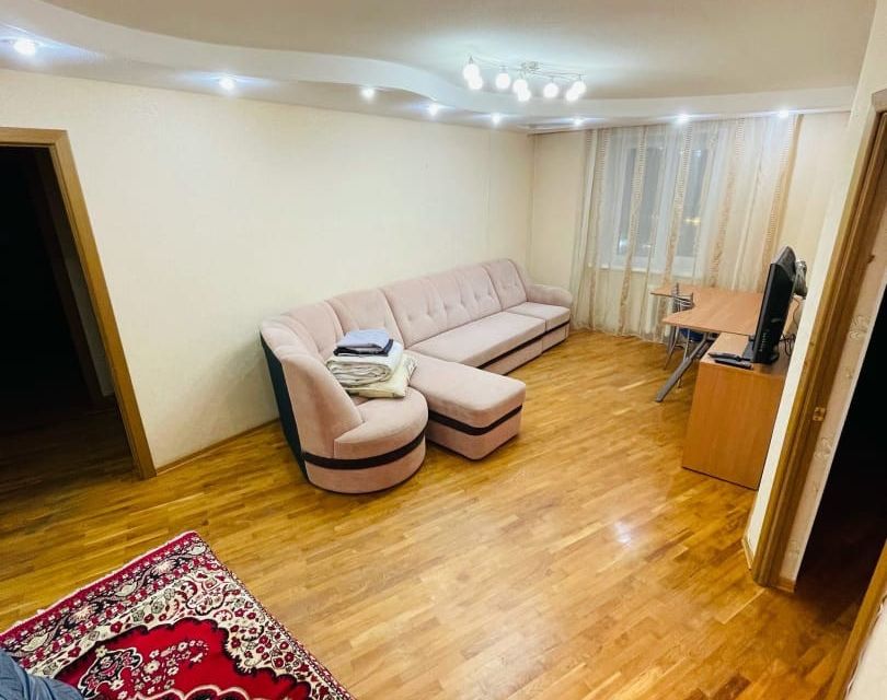 Сдаётся 4-комнатная квартира, 84 м²