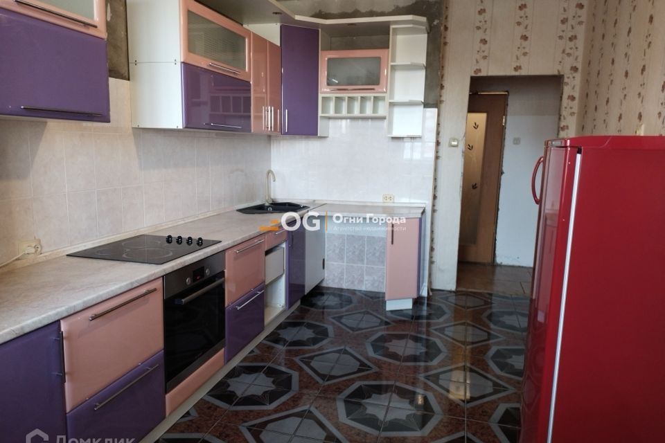 Продаётся 2-комнатная квартира, 79.9 м²