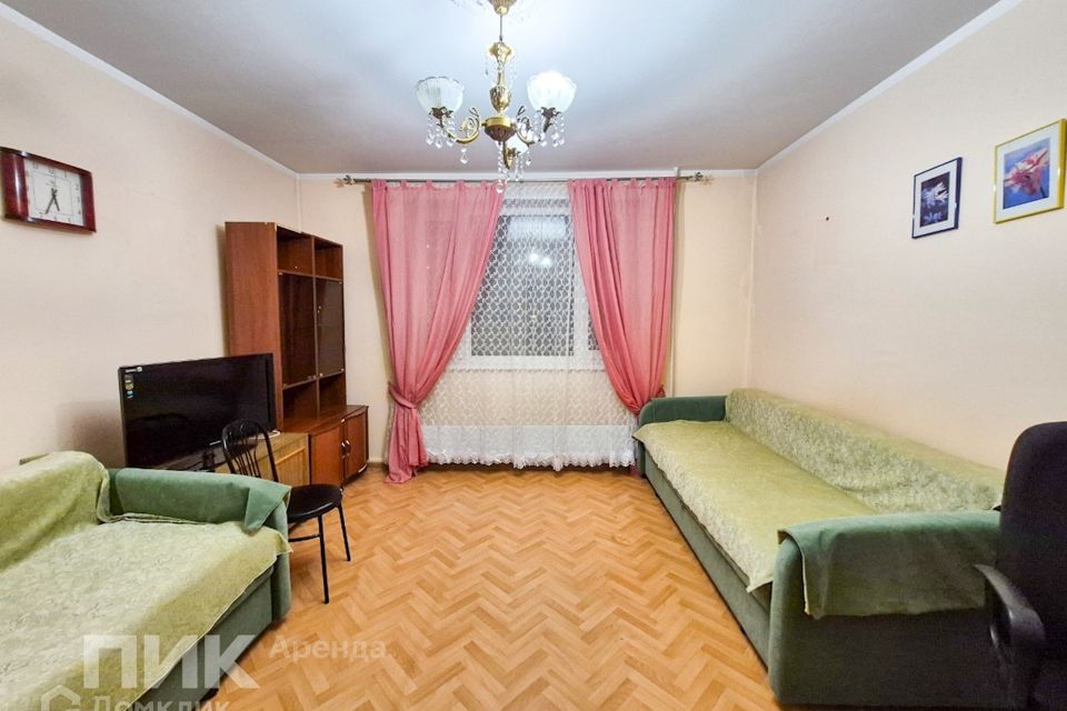 Сдаётся 2-комнатная квартира, 52 м²