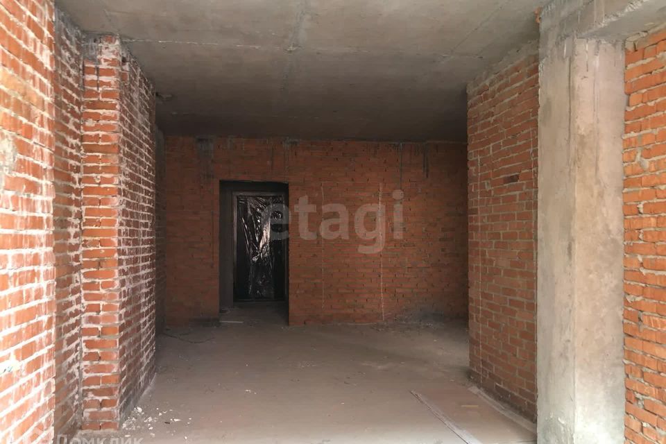 Продаётся 2-комнатная квартира, 58.2 м²