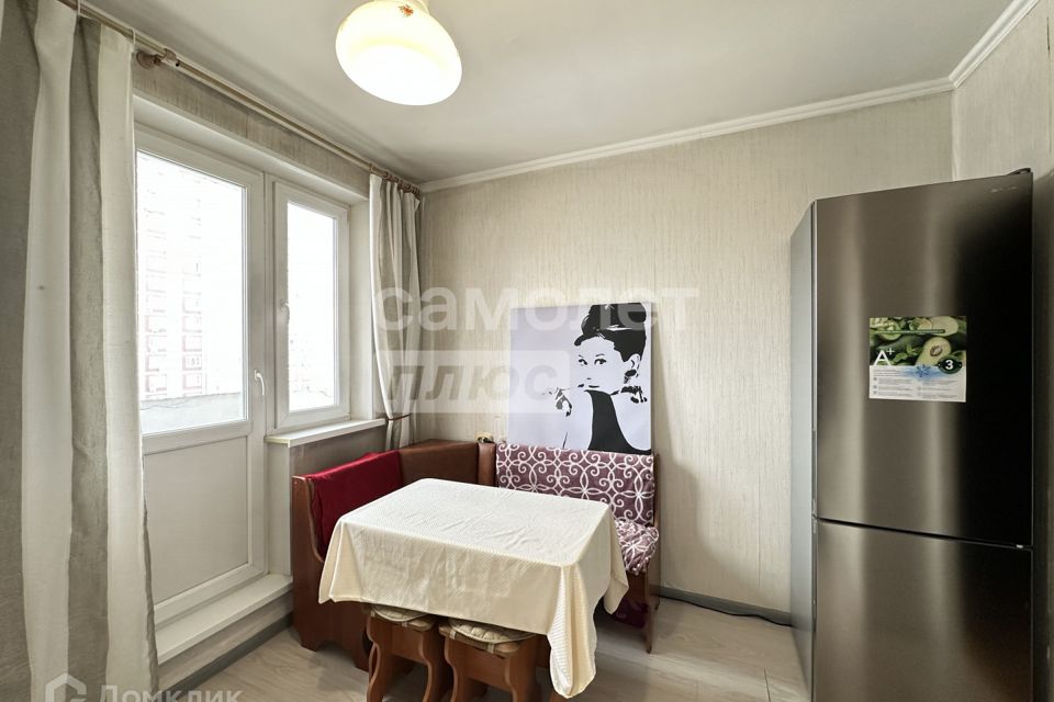 Продаётся 1-комнатная квартира, 38 м²