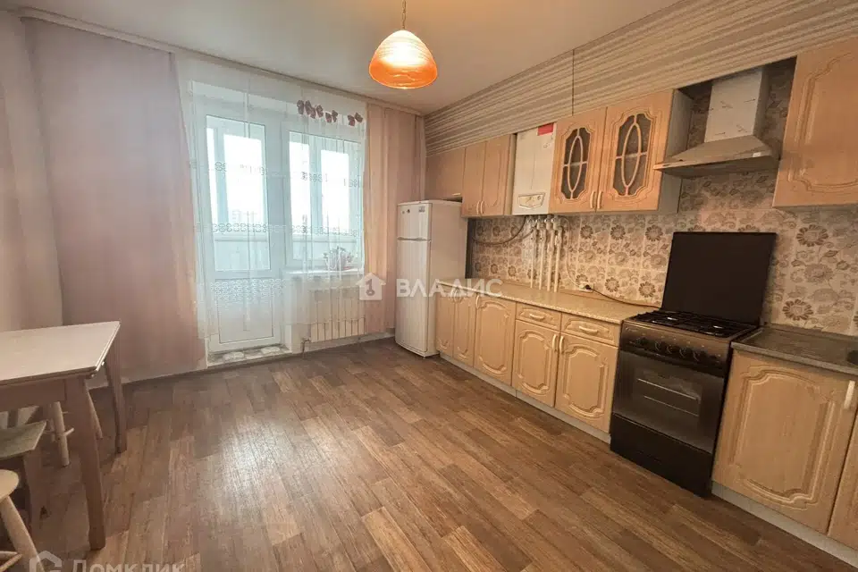 Продаётся 1-комнатная квартира, 41.9 м²