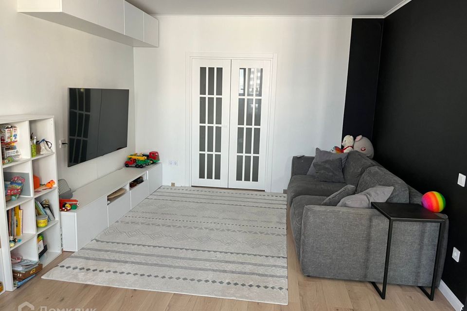 Продаётся 2-комнатная квартира, 64.46 м²
