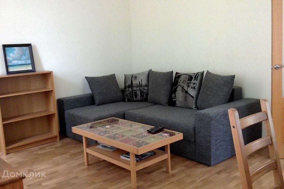Сдаётся 2-комнатная квартира, 60 м²