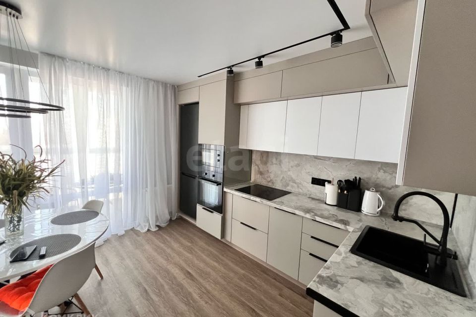 Сдаётся 2-комнатная квартира, 62 м²