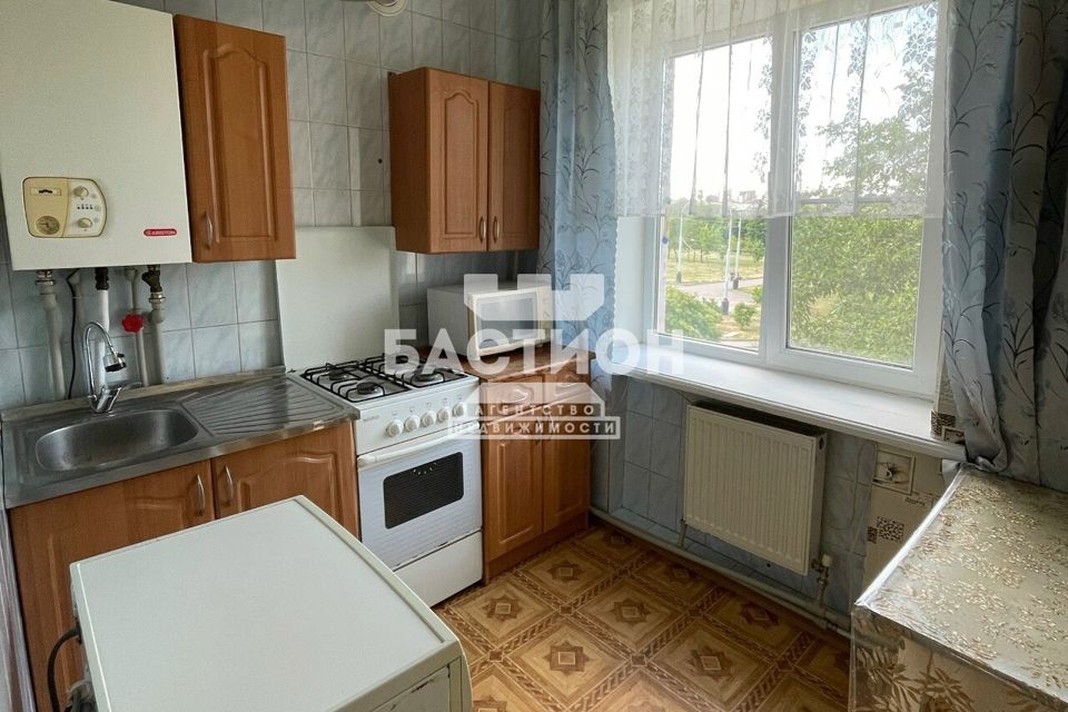 Продаётся 3-комнатная квартира, 59.5 м²