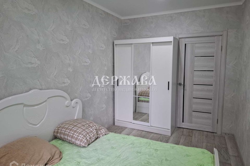 Продаётся 2-комнатная квартира, 56 м²