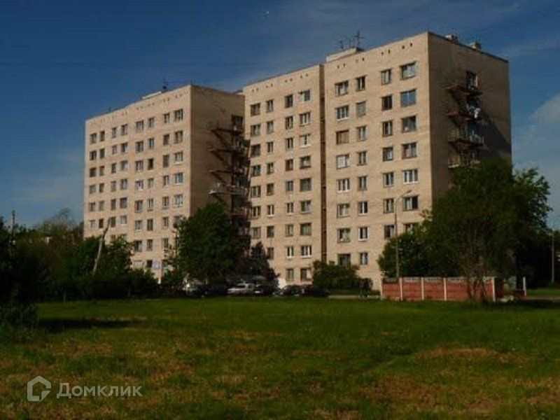 Продаётся комната в 8-комн. квартире, 18 м²