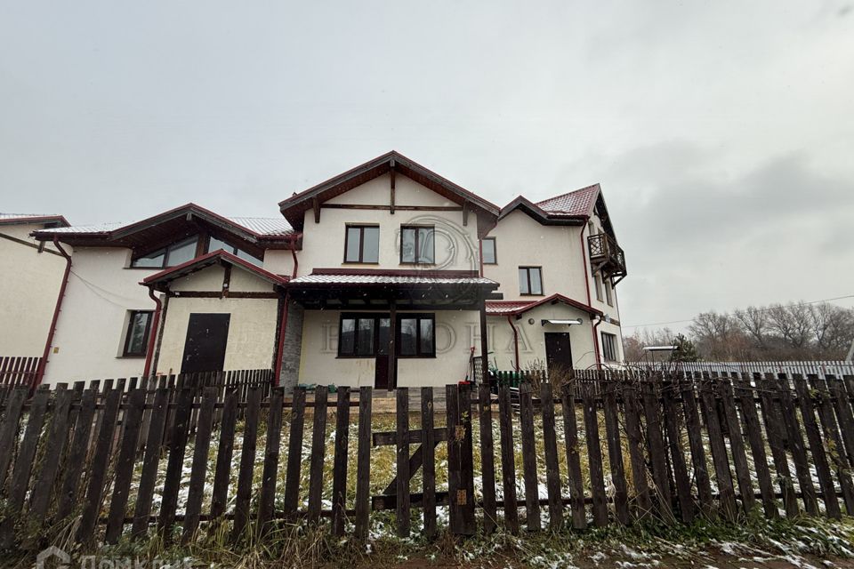 Продаётся 3-комнатная квартира, 94.5 м²