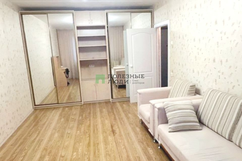 Сдаётся 1-комнатная квартира, 38 м²