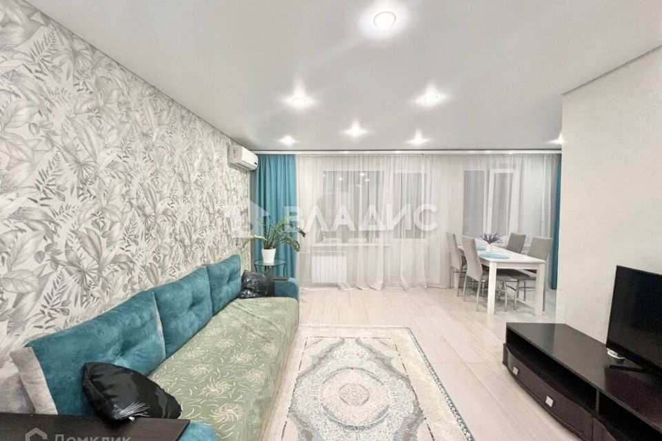 Сдаётся 3-комнатная квартира, 65 м²