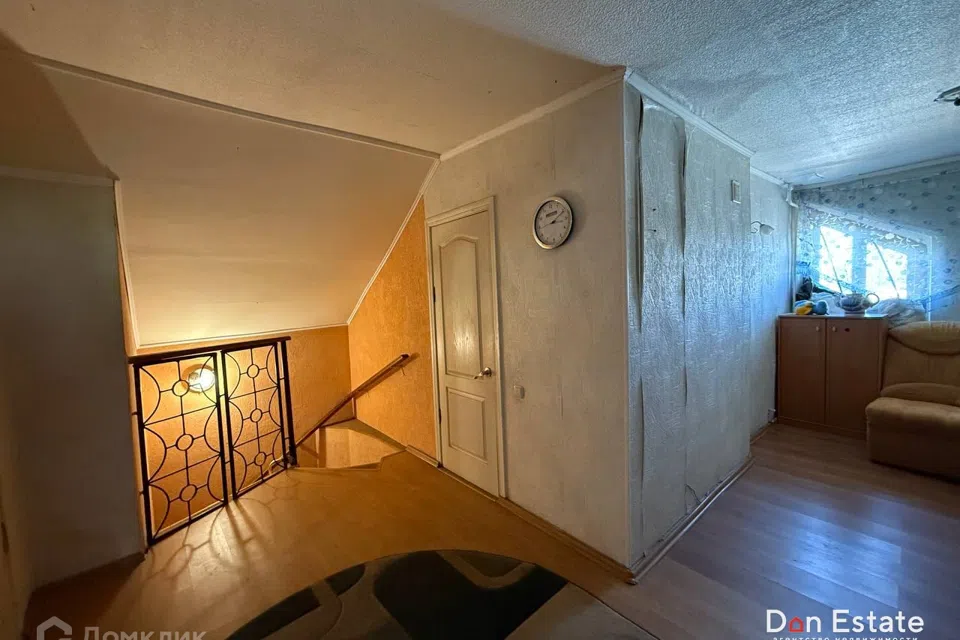 Продаётся дом, 305 м²