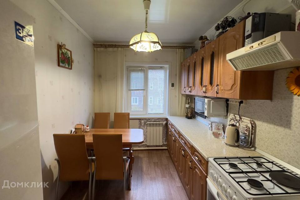 Продаётся 3-комнатная квартира, 59.7 м²