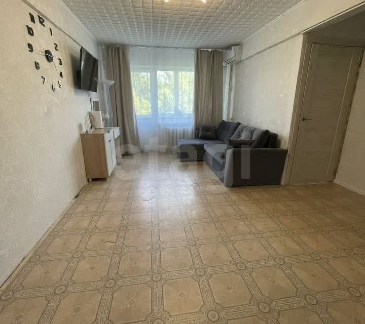 Продаётся 2-комнатная квартира, 45.6 м²