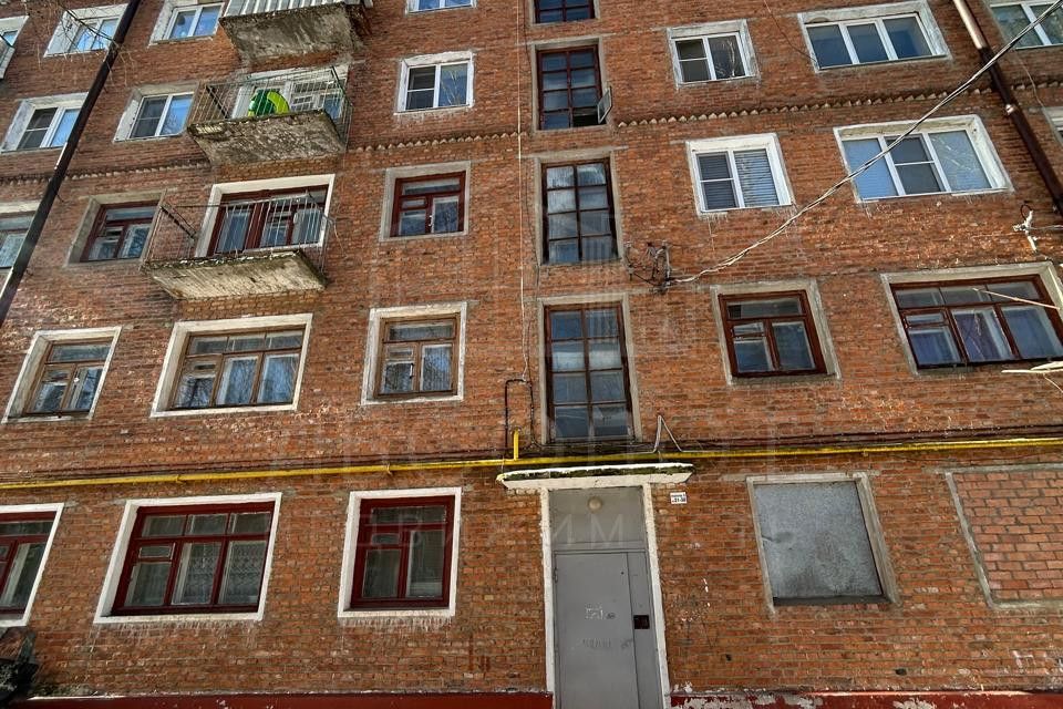 Продаётся 2-комнатная квартира, 42.6 м²