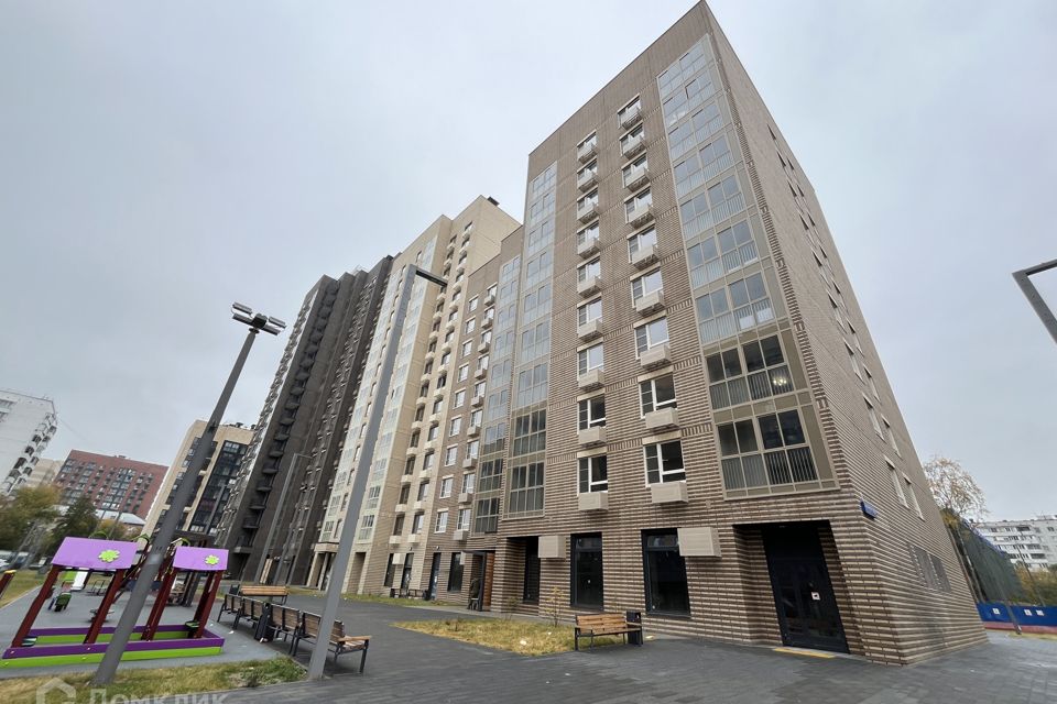 Продаётся 1-комнатная квартира, 57.9 м²