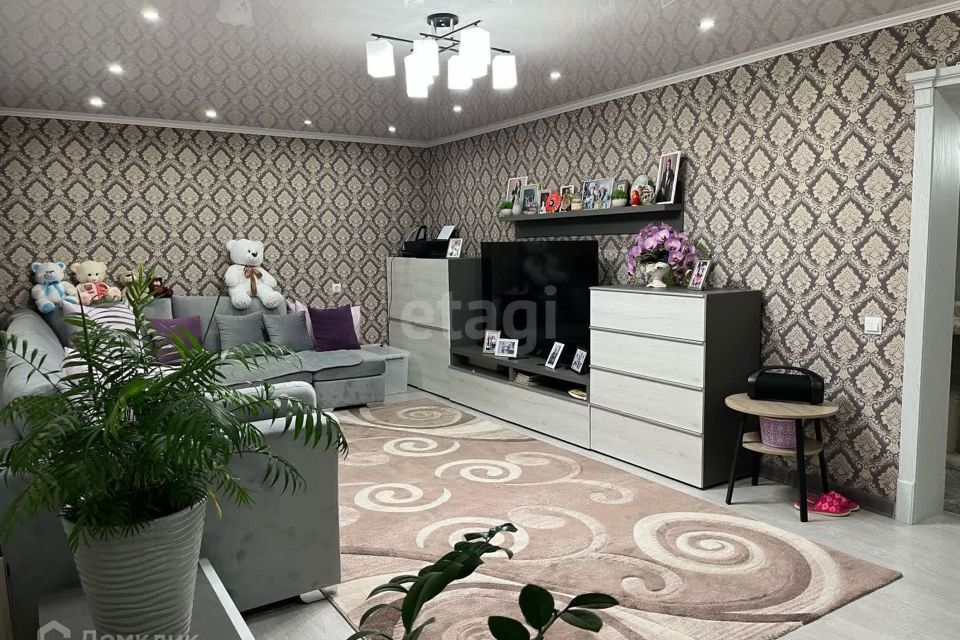 Продаётся 3-комнатная квартира, 97.8 м²