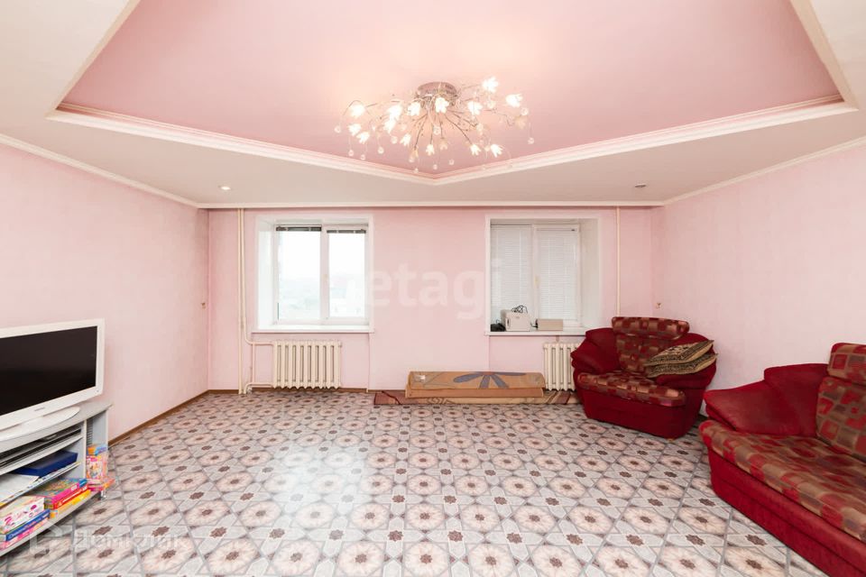 Продаётся 3-комнатная квартира, 74.1 м²