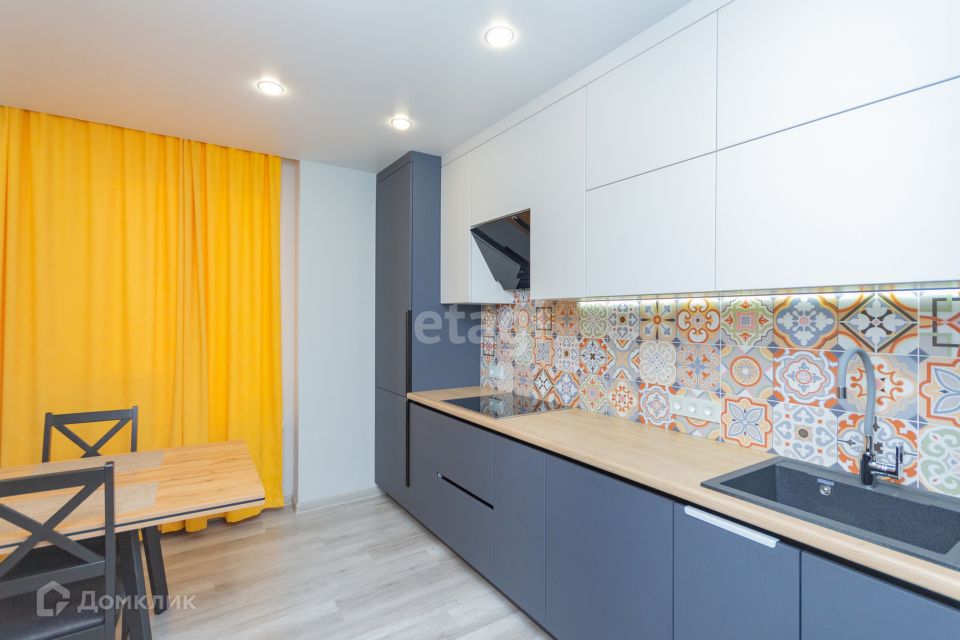 Продаётся 2-комнатная квартира, 68.9 м²