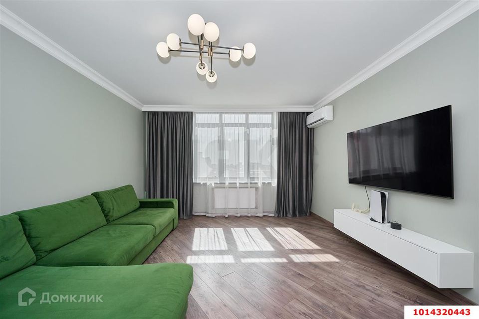 Продаётся 1-комнатная квартира, 49.3 м²