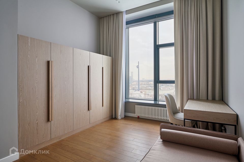 Сдаётся 5-комнатная квартира, 164 м²