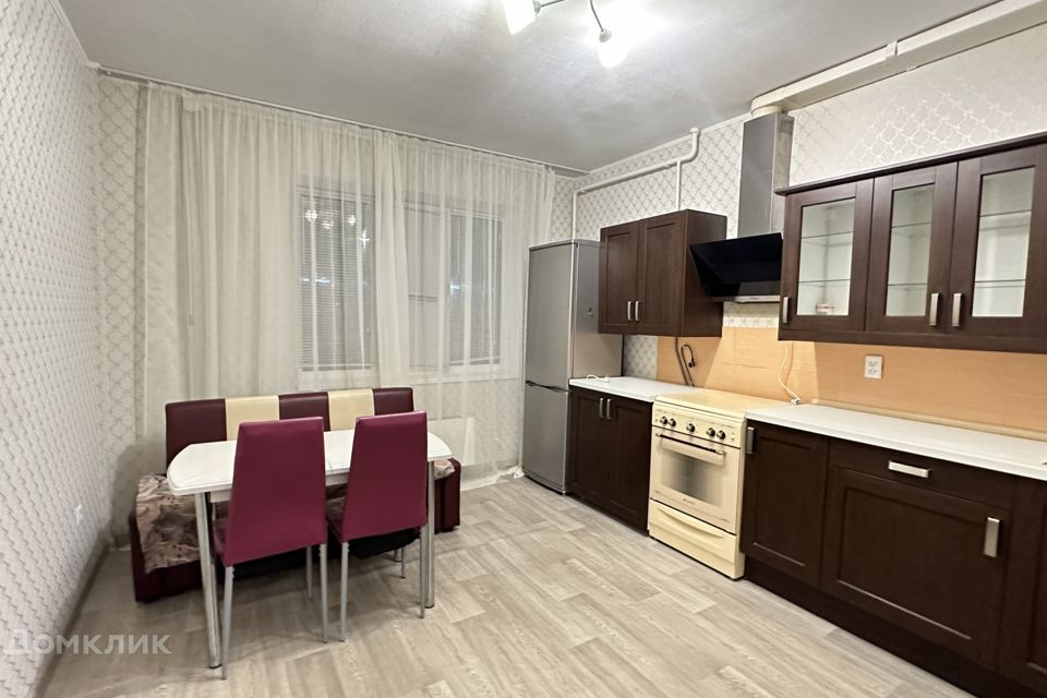 Сдаётся 1-комнатная квартира, 40 м²