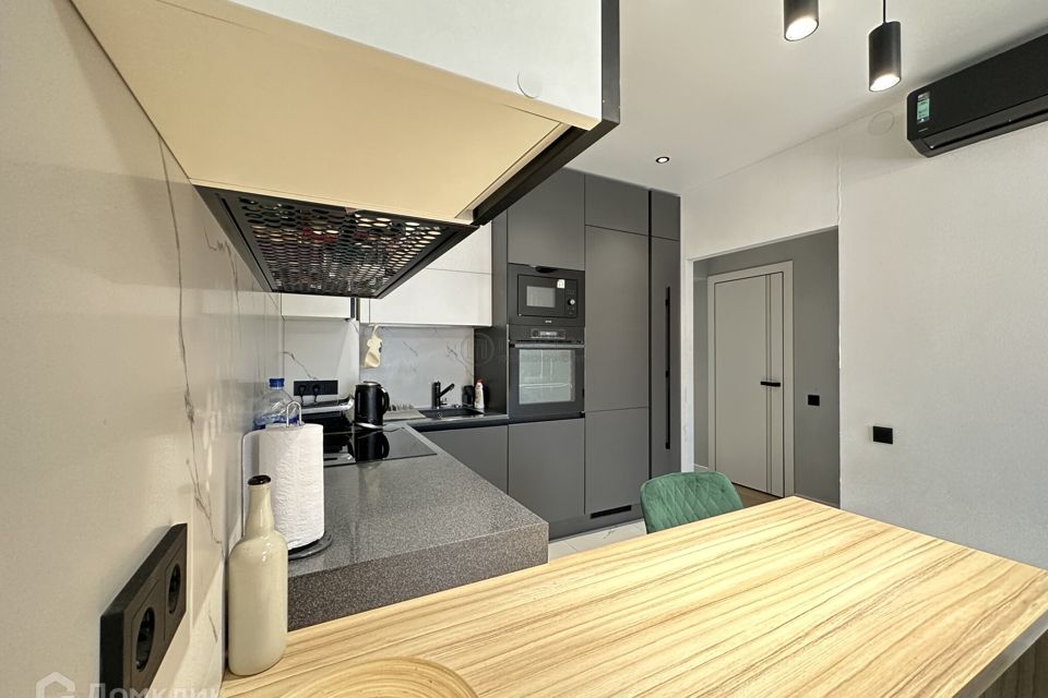 Продаётся 3-комнатная квартира, 79.4 м²