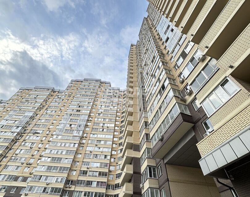 Продаётся 1-комнатная квартира, 38.6 м²