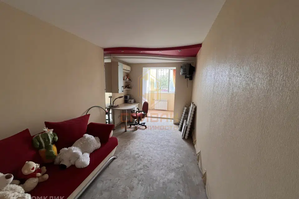 Продаётся 4-комнатная квартира, 81.1 м²