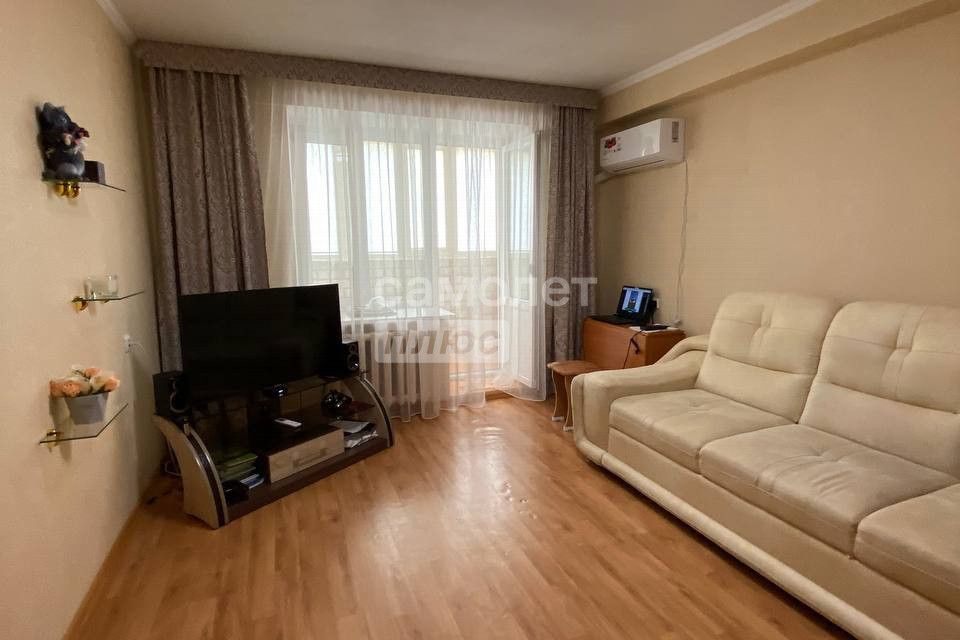 Продаётся 2-комнатная квартира, 58.6 м²