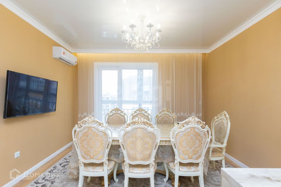 Продаётся 4-комнатная квартира, 96 м²