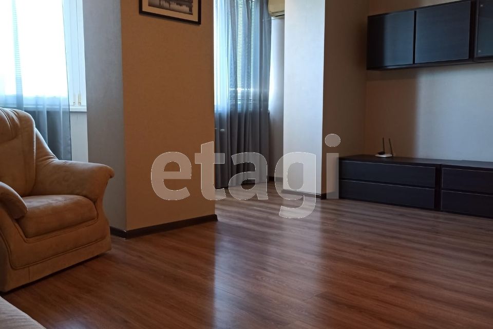Продаётся 2-комнатная квартира, 68.2 м²
