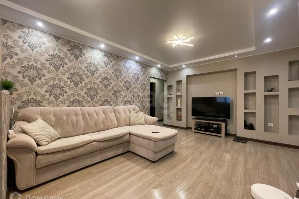 Продаётся 3-комнатная квартира, 69.8 м²