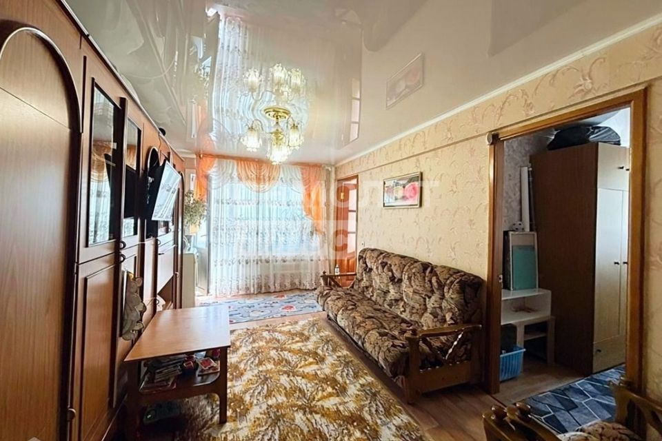 Продаётся 3-комнатная квартира, 48.5 м²