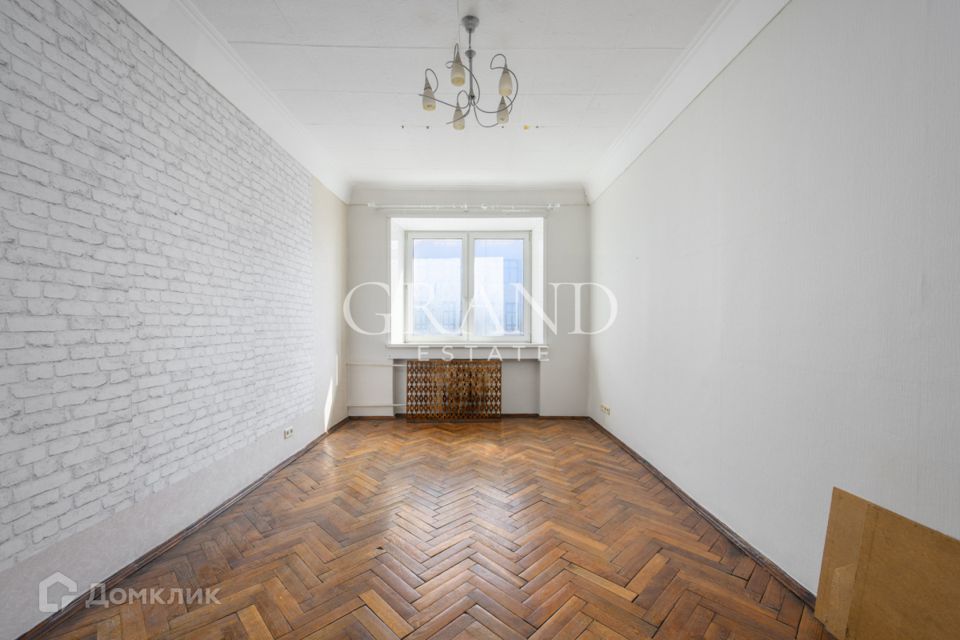 Продаётся 3-комнатная квартира, 100 м²