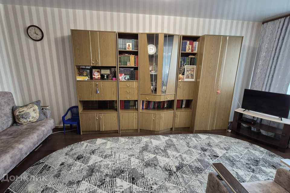Продаётся 3-комнатная квартира, 55.8 м²