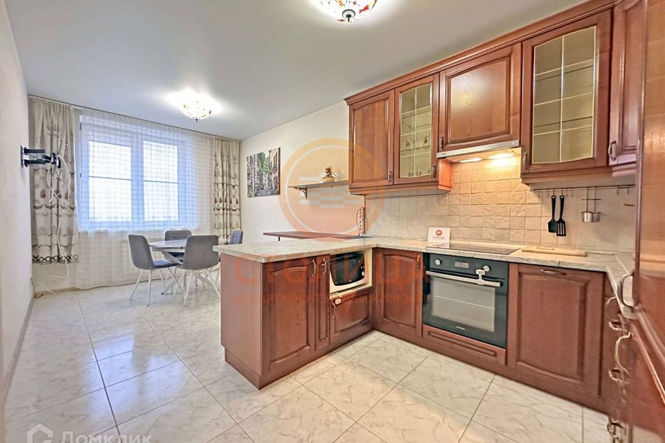 Сдаётся 1-комнатная квартира, 57 м²
