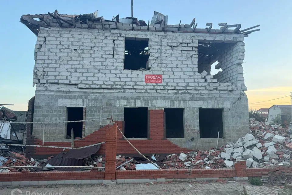 Продаётся 2-этажный дом, 267 м²