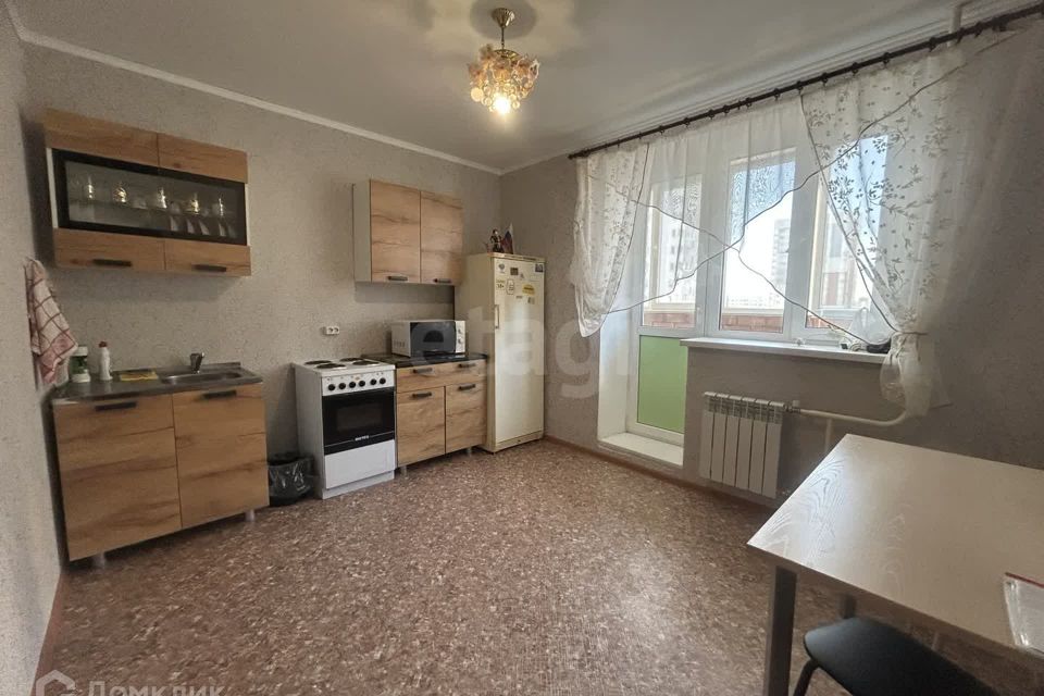 Сдаётся 1-комнатная квартира, 42 м²