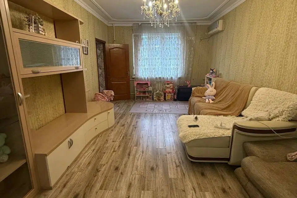 Продаётся 3-комнатная квартира, 83.6 м²