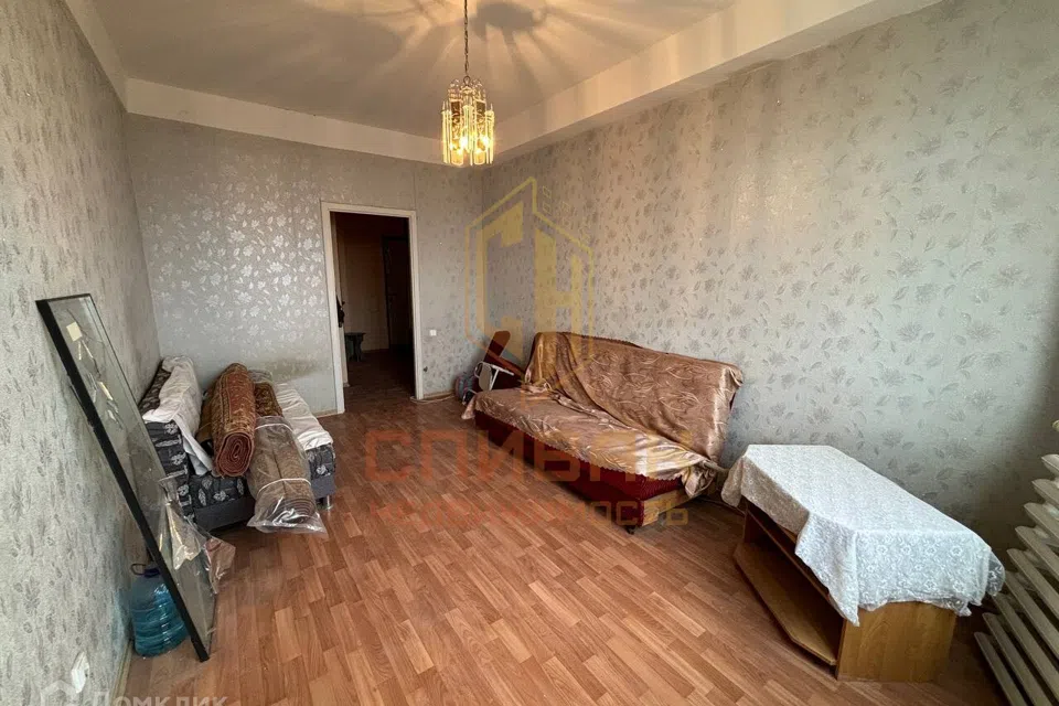 Продаётся 1-комнатная квартира, 42.3 м²