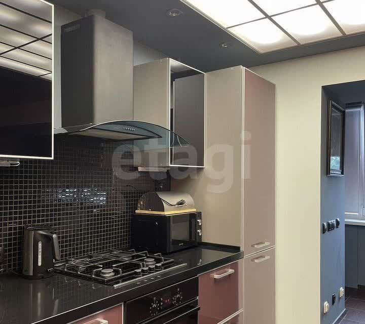 Сдаётся 2-комнатная квартира, 71 м²