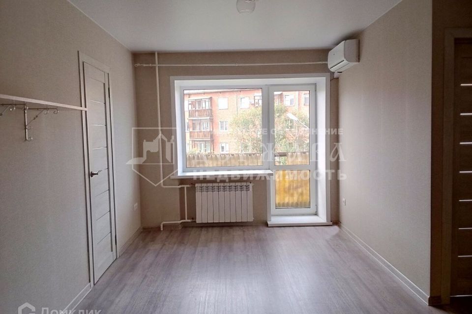 Продаётся 2-комнатная квартира, 42.2 м²