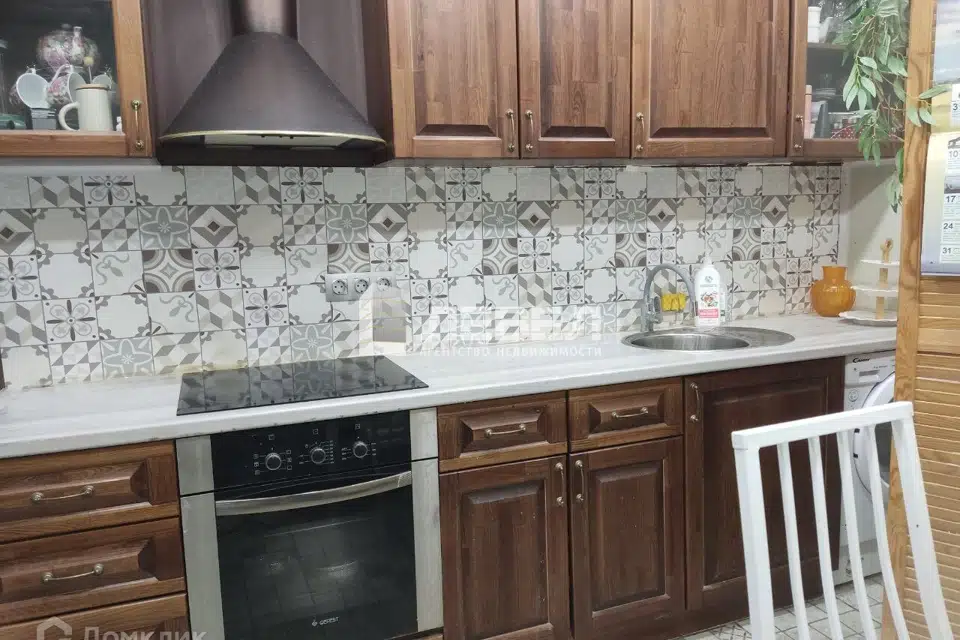 Продаётся 1-комнатная квартира, 35.3 м²