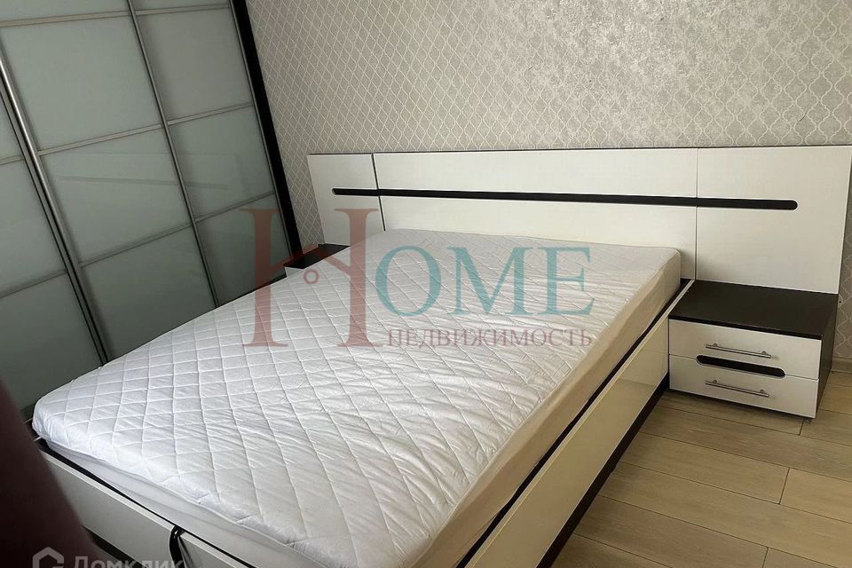 Сдаётся 2-комнатная квартира, 63 м²