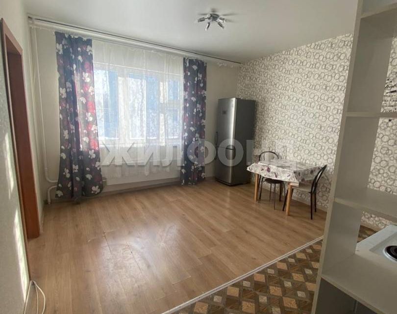 Продаётся 1-комнатная квартира, 48.7 м²