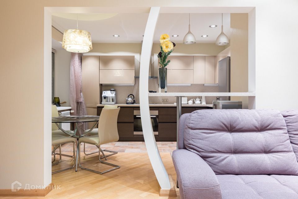 Сдаётся 4-комнатная квартира, 110 м²