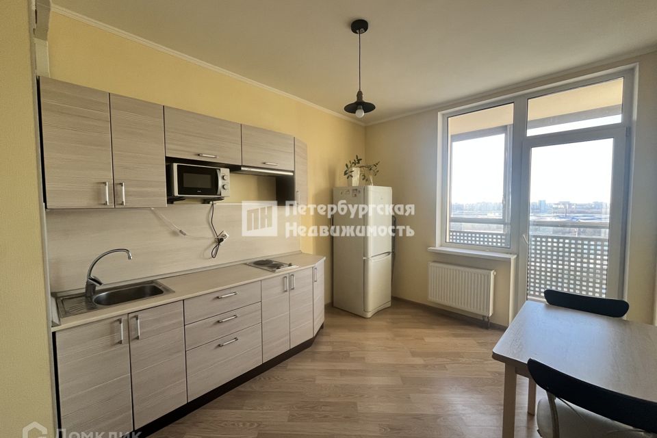 Продаётся 1-комнатная квартира, 37.5 м²