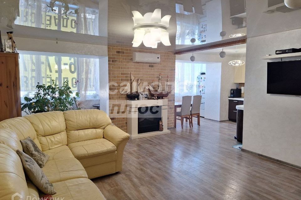 Продаётся 3-комнатная квартира, 93 м²